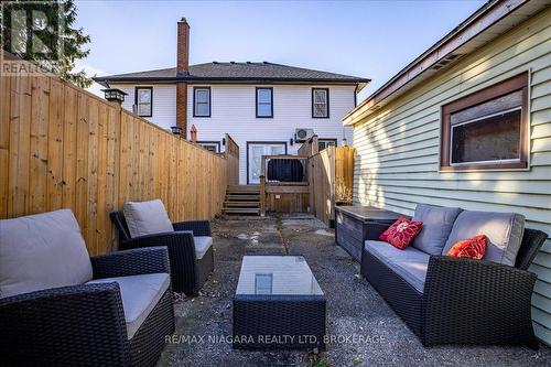 171 Elm Street, Port Colborne (878 - Sugarloaf), ON - Outdoor With Deck Patio Veranda With Exterior