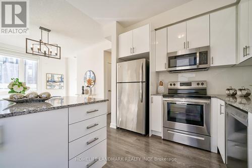 Th1 - 51 Florence Street, Toronto, ON - Indoor Photo Showing Kitchen With Upgraded Kitchen