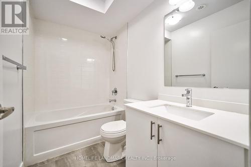 Th1 - 51 Florence Street, Toronto, ON - Indoor Photo Showing Bathroom