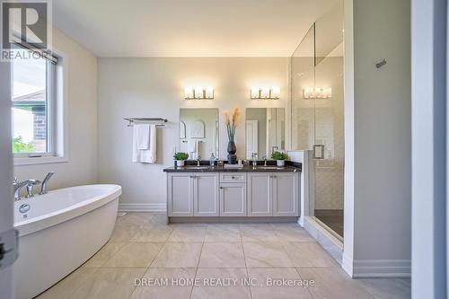 214 Yorkton Boulevard, Markham, ON - Indoor Photo Showing Bathroom