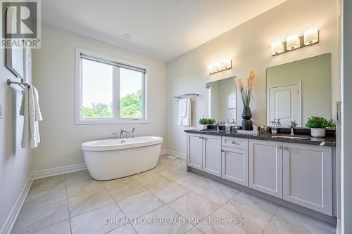 214 Yorkton Boulevard, Markham, ON - Indoor Photo Showing Bathroom