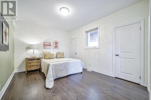 214 Yorkton Boulevard, Markham, ON - Indoor Photo Showing Bedroom