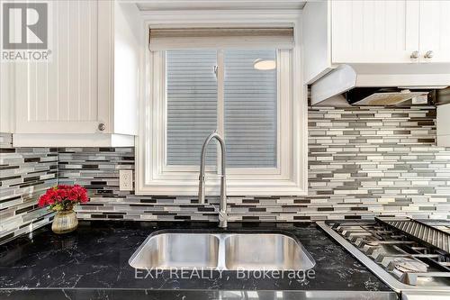 795 Rose Lane, Innisfil, ON - Indoor Photo Showing Kitchen With Double Sink With Upgraded Kitchen