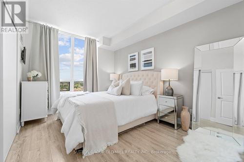 1008 - 75 North Park Road, Vaughan, ON - Indoor Photo Showing Bedroom