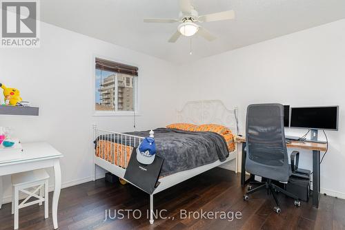 190 Severn Drive, Guelph, ON - Indoor Photo Showing Bedroom