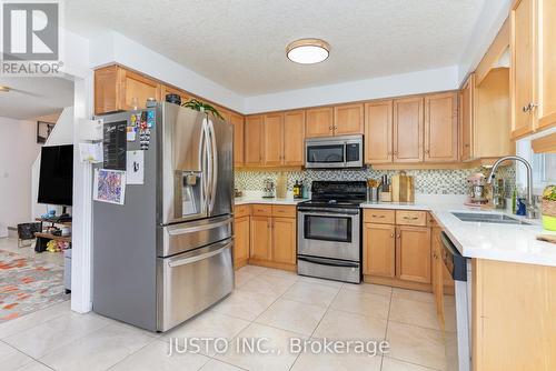 190 Severn Drive, Guelph, ON - Indoor Photo Showing Kitchen