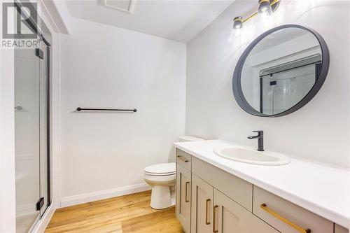 6755 Shaker Lane, Plympton-Wyoming, ON - Indoor Photo Showing Bathroom