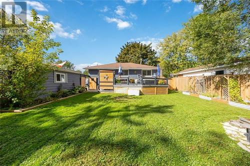 384 Bentinck Street, St Clair, ON - Outdoor