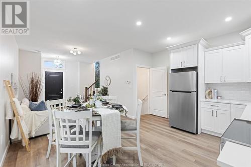 872 Arthur, Windsor, ON - Indoor Photo Showing Kitchen