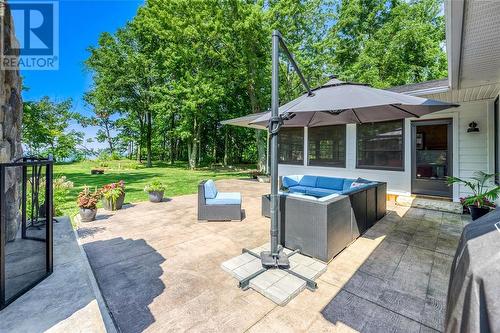 5168 Lakeshore Road, Plympton-Wyoming, ON - Outdoor