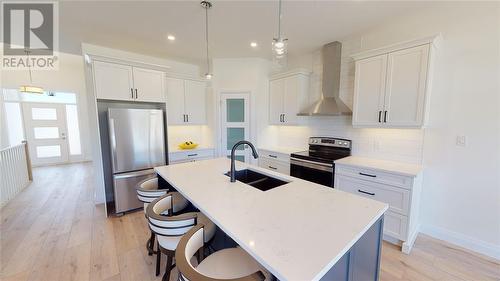 654 Ketter Way, Plympton-Wyoming, ON - Indoor Photo Showing Kitchen With Double Sink With Upgraded Kitchen