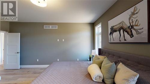 654 Ketter Way, Plympton-Wyoming, ON - Indoor Photo Showing Bedroom