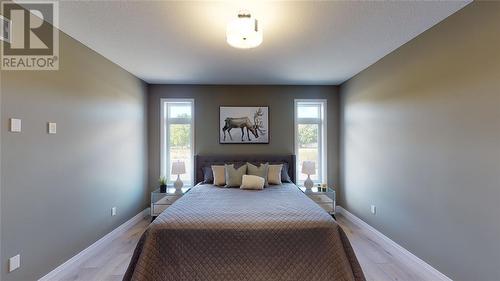 654 Ketter Way, Plympton-Wyoming, ON - Indoor Photo Showing Bedroom