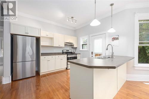 326 College Avenue North, Sarnia, ON - Indoor Photo Showing Kitchen With Double Sink