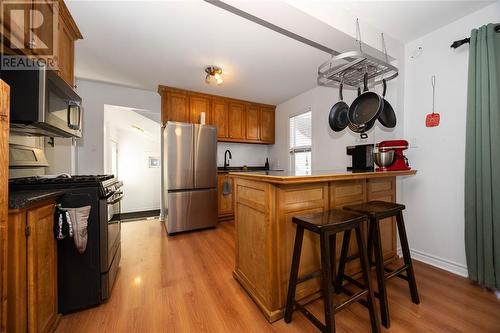 260 Hill Street, St Clair, ON - Indoor Photo Showing Kitchen