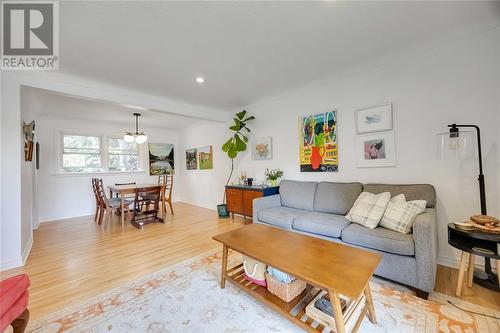 1457 Mc Crie Street, Sarnia, ON - Indoor Photo Showing Living Room