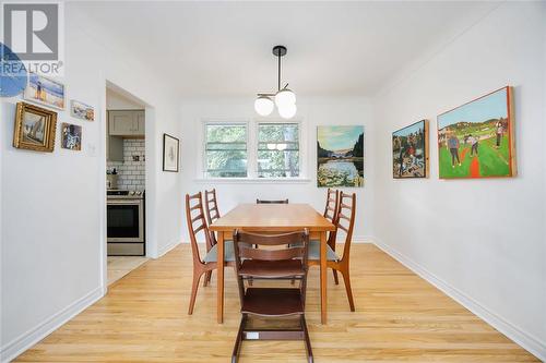 1457 Mc Crie Street, Sarnia, ON - Indoor Photo Showing Dining Room