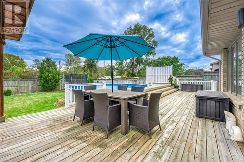 2715 Sandfield Crescent, Sarnia, ON - Outdoor With Deck Patio Veranda With Exterior