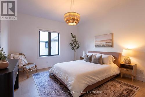 4057 Cullen Drive, Plympton-Wyoming (Plympton Wyoming), ON - Indoor Photo Showing Bedroom