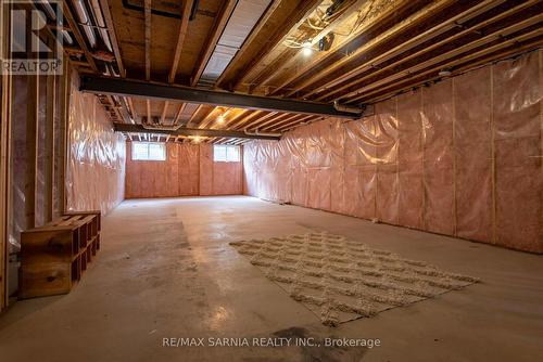 4057 Cullen Drive, Plympton-Wyoming (Plympton Wyoming), ON - Indoor Photo Showing Basement