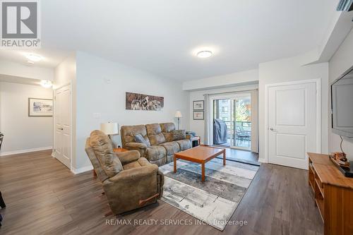 105 - 306 Essa Road, Barrie, ON - Indoor Photo Showing Living Room