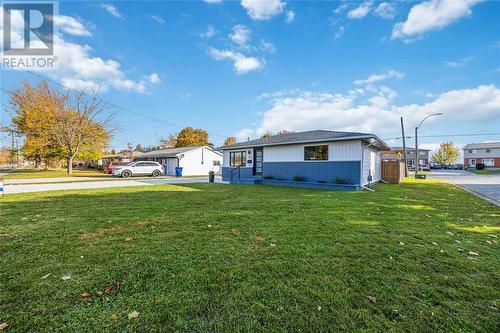 737 Albert Street, Wallaceburg, ON - Outdoor