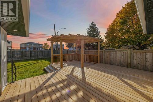 737 Albert Street, Wallaceburg, ON - Outdoor With Deck Patio Veranda