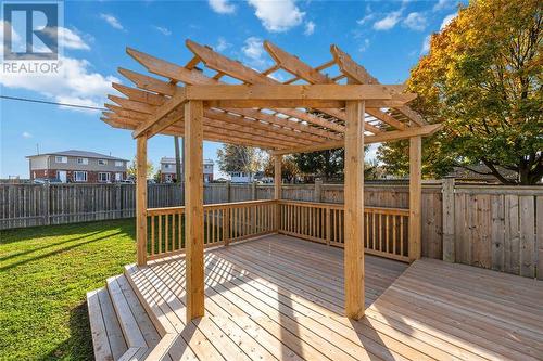 737 Albert Street, Wallaceburg, ON - Outdoor With Deck Patio Veranda