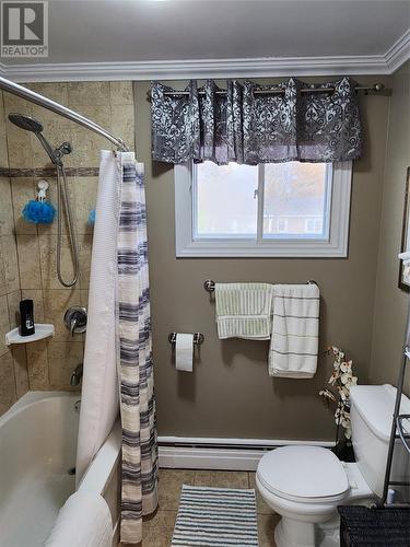 37 Conway Crescent, St. John'S, NL - Indoor Photo Showing Bathroom