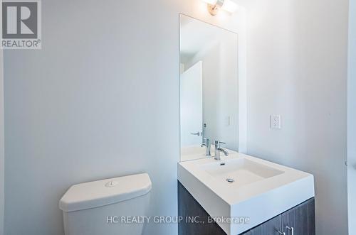 805 - 160 Vanderhoof Avenue, Toronto, ON - Indoor Photo Showing Bathroom