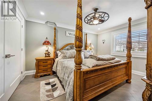 1510 Venetian Boulevard Unit# M-3, Point Edward, ON - Indoor Photo Showing Bedroom