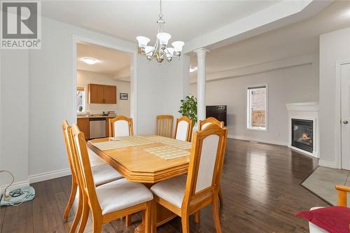 2557 Asima Drive, London, ON - Indoor Photo Showing Dining Room