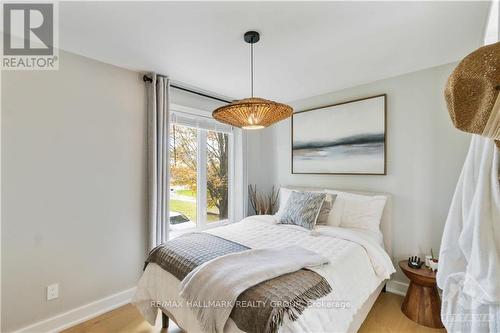 2704 River Road, Ottawa, ON - Indoor Photo Showing Bedroom