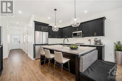 302 Forestview Crescent, Renfrew, ON - Indoor Photo Showing Kitchen With Stainless Steel Kitchen With Upgraded Kitchen