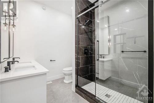 302 Forestview Crescent, Renfrew, ON - Indoor Photo Showing Bathroom