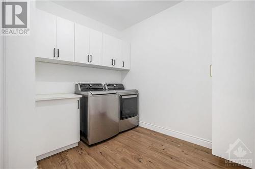 302 Forestview Crescent, Renfrew, ON - Indoor Photo Showing Laundry Room