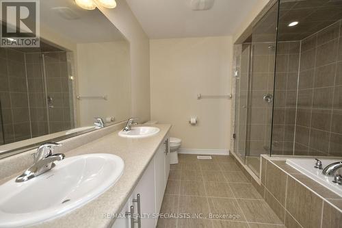 51 Weatherall Avenue, Cambridge, ON - Indoor Photo Showing Bathroom