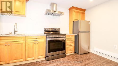 18 Kennedy Drive, Kawartha Lakes, ON - Indoor Photo Showing Kitchen