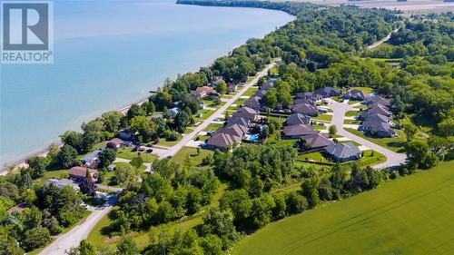 3849 Ferne Avenue, Plympton-Wyoming, ON - Outdoor With View