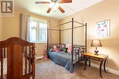 3849 Ferne Avenue, Plympton-Wyoming, ON - Indoor Photo Showing Bedroom