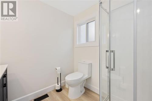 1144 Cathcart Boulevard, Sarnia, ON - Indoor Photo Showing Bathroom