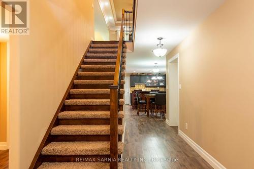 3849 Ferne Avenue, Plympton-Wyoming (Plympton Wyoming), ON - Indoor Photo Showing Other Room