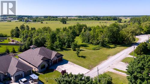 3849 Ferne Avenue, Plympton-Wyoming (Plympton Wyoming), ON - Outdoor With View