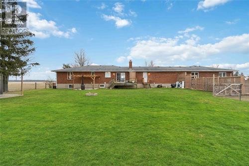 6396 La Salle Line, Warwick-Watford, ON - Outdoor