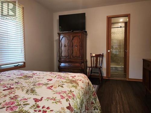 530 Gordon Street, Bothwell, ON - Indoor Photo Showing Bedroom