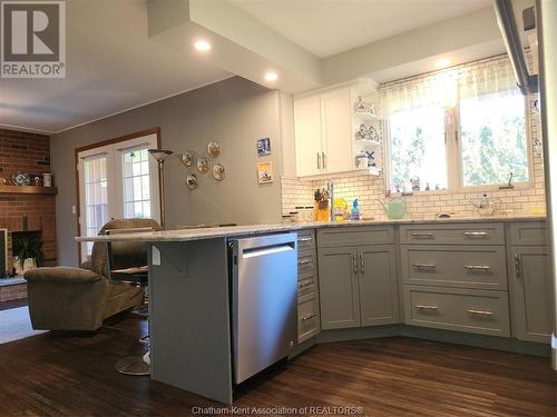 530 Gordon Street, Bothwell, ON - Indoor Photo Showing Kitchen With Fireplace