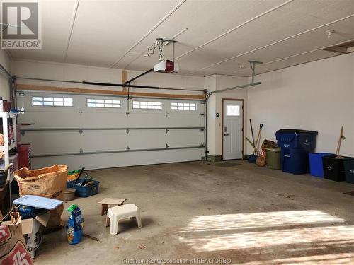 530 Gordon Street, Bothwell, ON - Indoor Photo Showing Garage