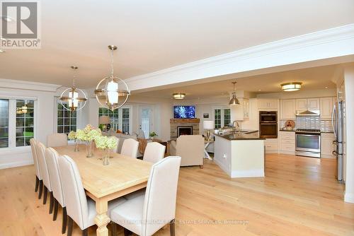 13 - 3333 New Street, Burlington, ON - Indoor Photo Showing Dining Room