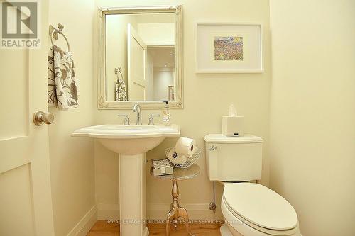 13 - 3333 New Street, Burlington, ON - Indoor Photo Showing Bathroom