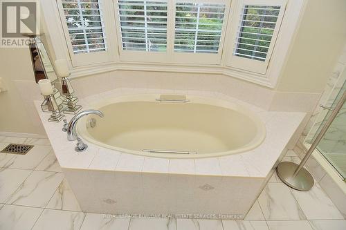 13 - 3333 New Street, Burlington, ON - Indoor Photo Showing Bathroom